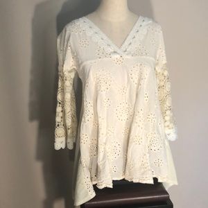 MissLook Long Sleeve Off white Eyelet Lace Blouse Sz S